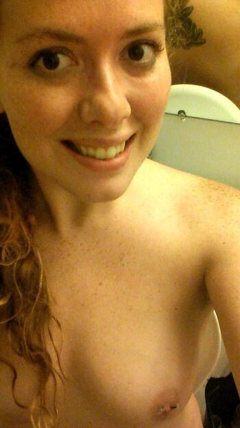Amateur girls leaked private photo uncensored HD quality