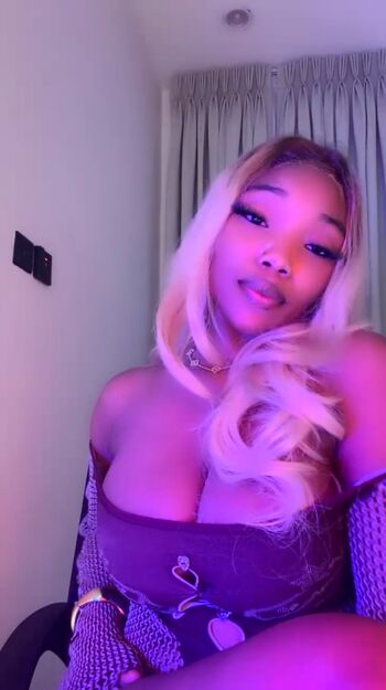 Amateur streamers page leaked private photo uncensored HD quality
