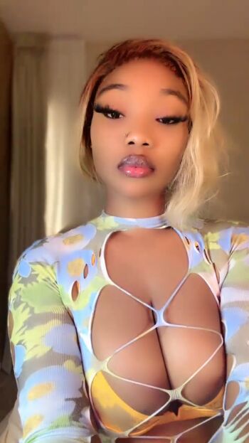 Amateur streamers page leaked private photo uncensored HD quality