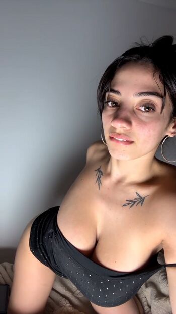 Amateur streamers page leaked private photo uncensored HD quality
