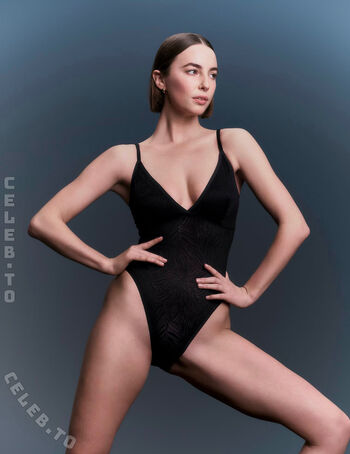 Amelie manzoli  page leaked private photo uncensored HD quality