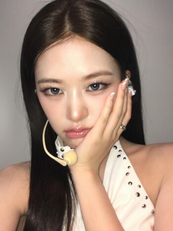 An yujin page leaked private photo uncensored HD quality