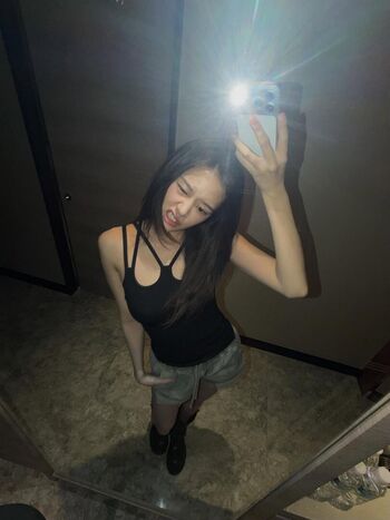 An yujin page leaked private photo uncensored HD quality