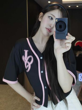 An yujin page leaked private photo uncensored HD quality