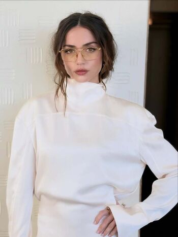 Ana de armas  page leaked private photo uncensored HD quality
