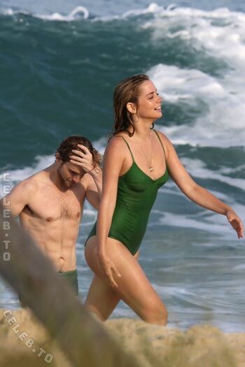 Ana de armas  page leaked private photo uncensored HD quality