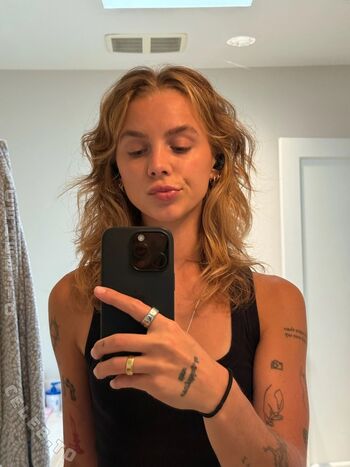 Anna shumate page leaked private photo uncensored HD quality