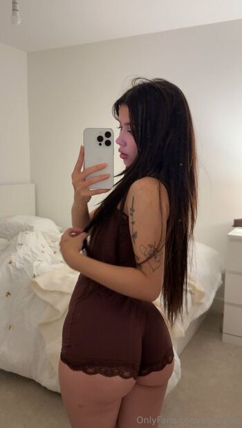 Annaeris  page leaked private photo uncensored HD quality