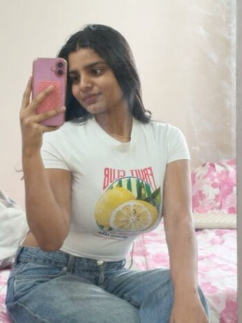 Anushka deokate page leaked private photo uncensored HD quality