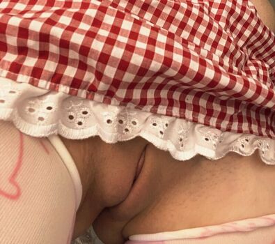 Araalessia leaked private photo uncensored HD quality