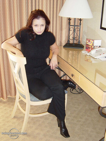 Aria giovanni page leaked private photo uncensored HD quality