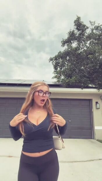 Ariana white page leaked private photo uncensored HD quality