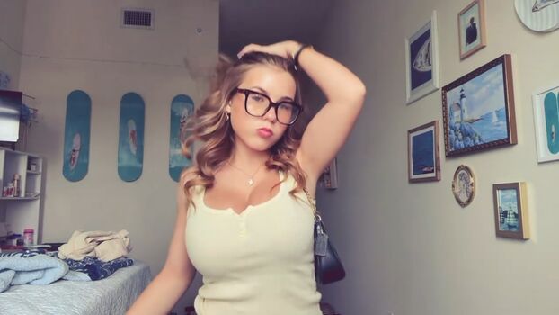 Ariana white leaked private photo uncensored HD quality