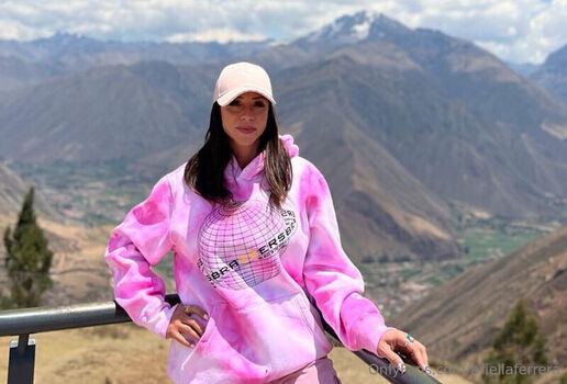 Ariella ferrera page leaked private photo uncensored HD quality