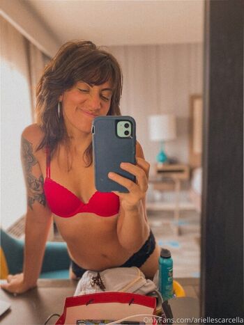 Arielle scarcella leaked private photo uncensored HD quality