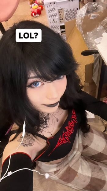 Armpit fetish  page leaked private photo uncensored HD quality