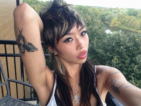 Armpit fetish  page leaked private photo uncensored HD quality