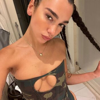Armpit fetish leaked private photo uncensored HD quality