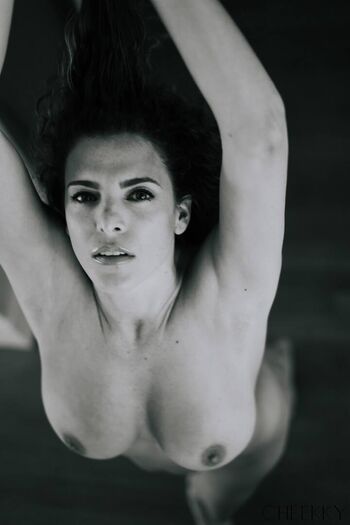 Armpit fetish lovers leaked private photo uncensored HD quality