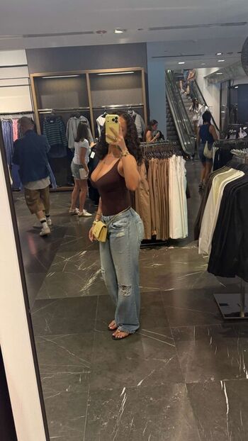 Ash kash  page leaked private photo uncensored HD quality