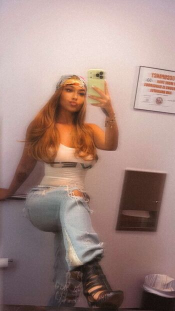 Ash kash  page leaked private photo uncensored HD quality