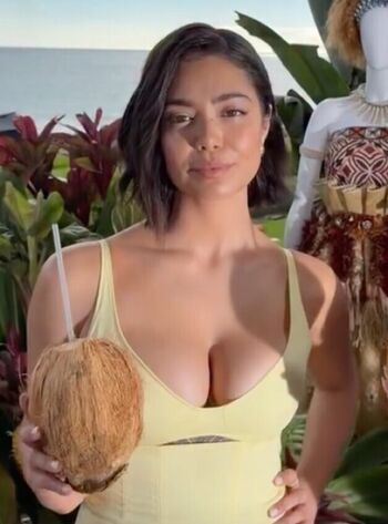 Auli i cravalho leaked private photo uncensored HD quality