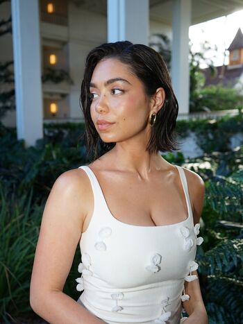 Auli i cravalho leaked private photo uncensored HD quality