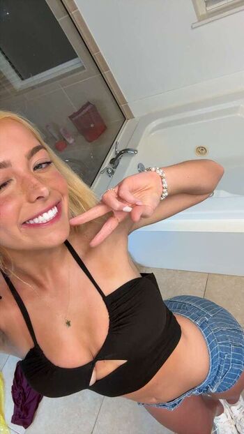 Ava nucci page leaked private photo uncensored HD quality