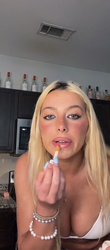 Ava nucci page leaked private photo uncensored HD quality