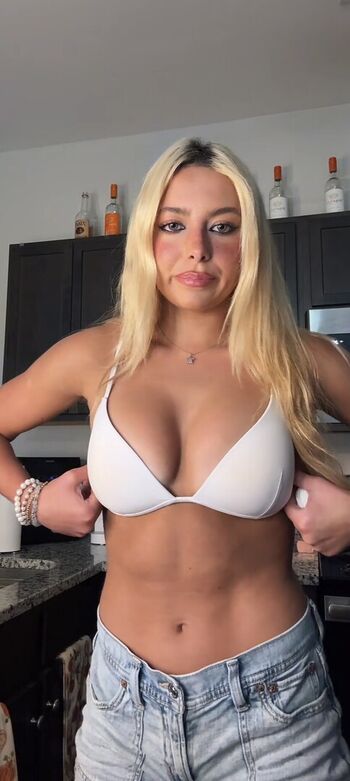 Ava nucci page leaked private photo uncensored HD quality