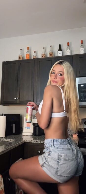 Ava nucci page leaked private photo uncensored HD quality