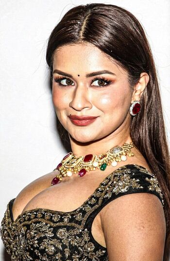 Avneet kaur page leaked private photo uncensored HD quality