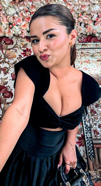 Avneet kaur page leaked private photo uncensored HD quality
