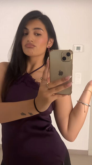 Avneet kaur page leaked private photo uncensored HD quality