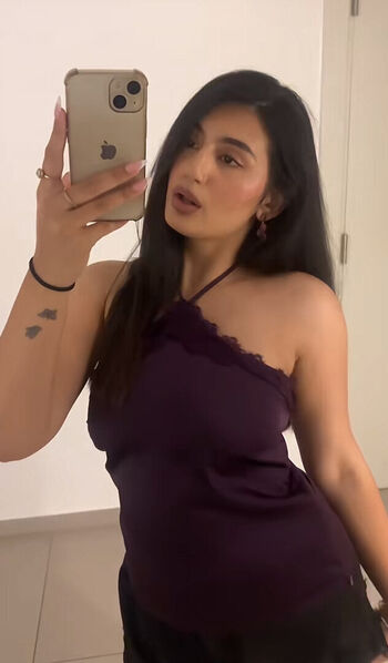 Avneet kaur page leaked private photo uncensored HD quality