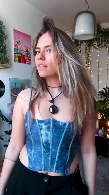 Axelle maga leaked private photo uncensored HD quality