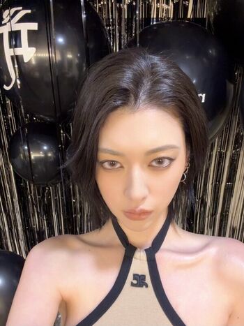 Ayaka miyoshi page leaked private photo uncensored HD quality