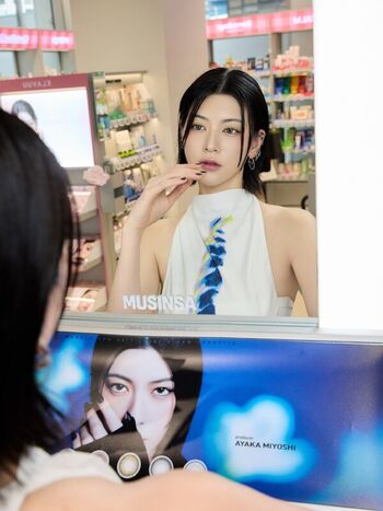 Ayaka miyoshi page leaked private photo uncensored HD quality