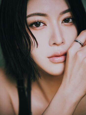 Ayaka miyoshi page leaked private photo uncensored HD quality
