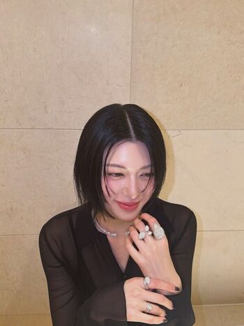 Ayaka miyoshi page leaked private photo uncensored HD quality