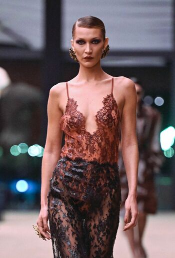 Bella hadid  page leaked private photo uncensored HD quality
