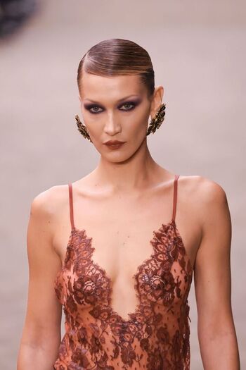 Bella hadid  page leaked private photo uncensored HD quality