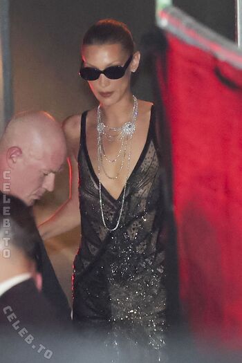 Bella hadid  page leaked private photo uncensored HD quality