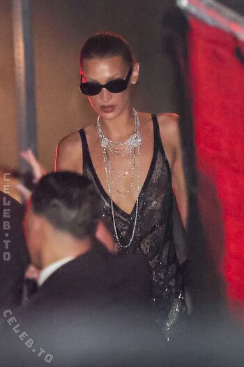 Bella hadid  page leaked private photo uncensored HD quality