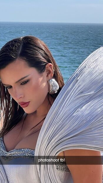 Bella thorne  page leaked private photo uncensored HD quality