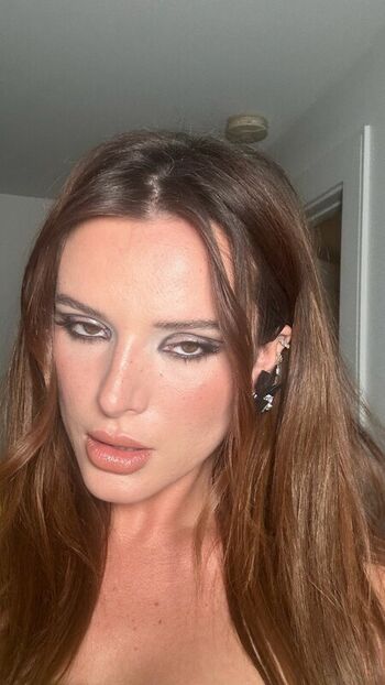 Bella thorne  page leaked private photo uncensored HD quality
