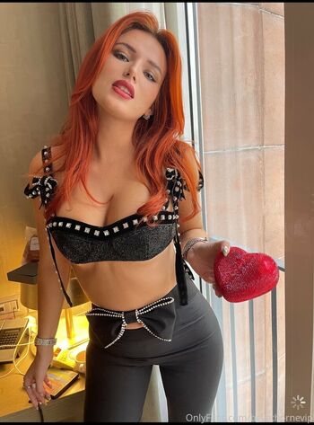 Bella thorne  page leaked private photo uncensored HD quality