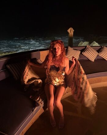 Bella thorne  page leaked private photo uncensored HD quality