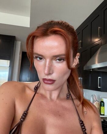 Bella thorne  page leaked private photo uncensored HD quality