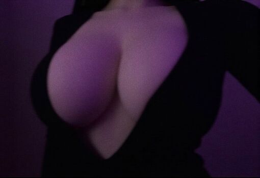 Bellabunnieee leaked private photo uncensored HD quality